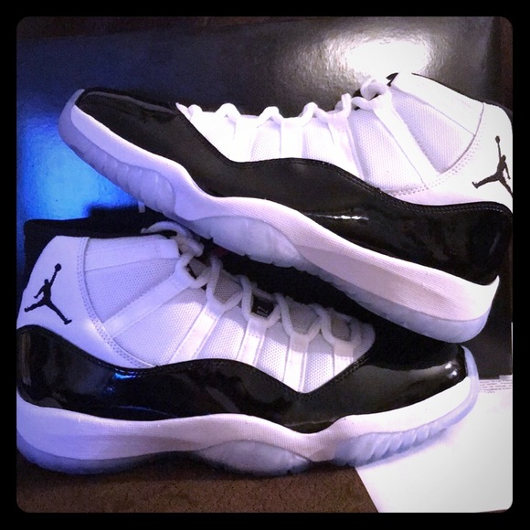 SOLD 🔥 Jordan 11 Concords💥 💯 Authentic! - Picture 4 of 8